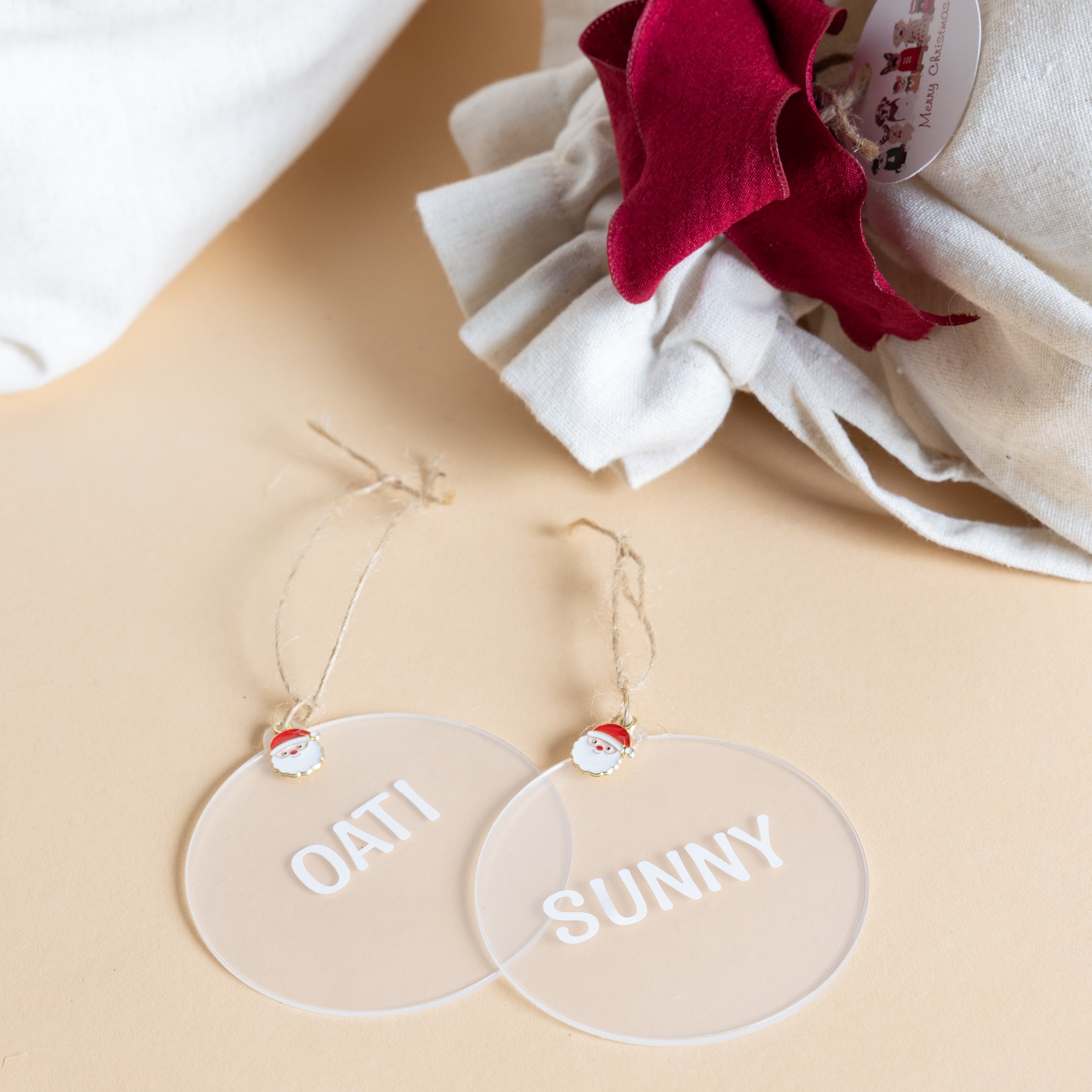 Christmas Gift Wrapping + Personalisation ♡